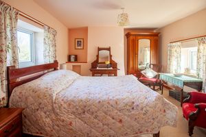 Bedroom - click for photo gallery